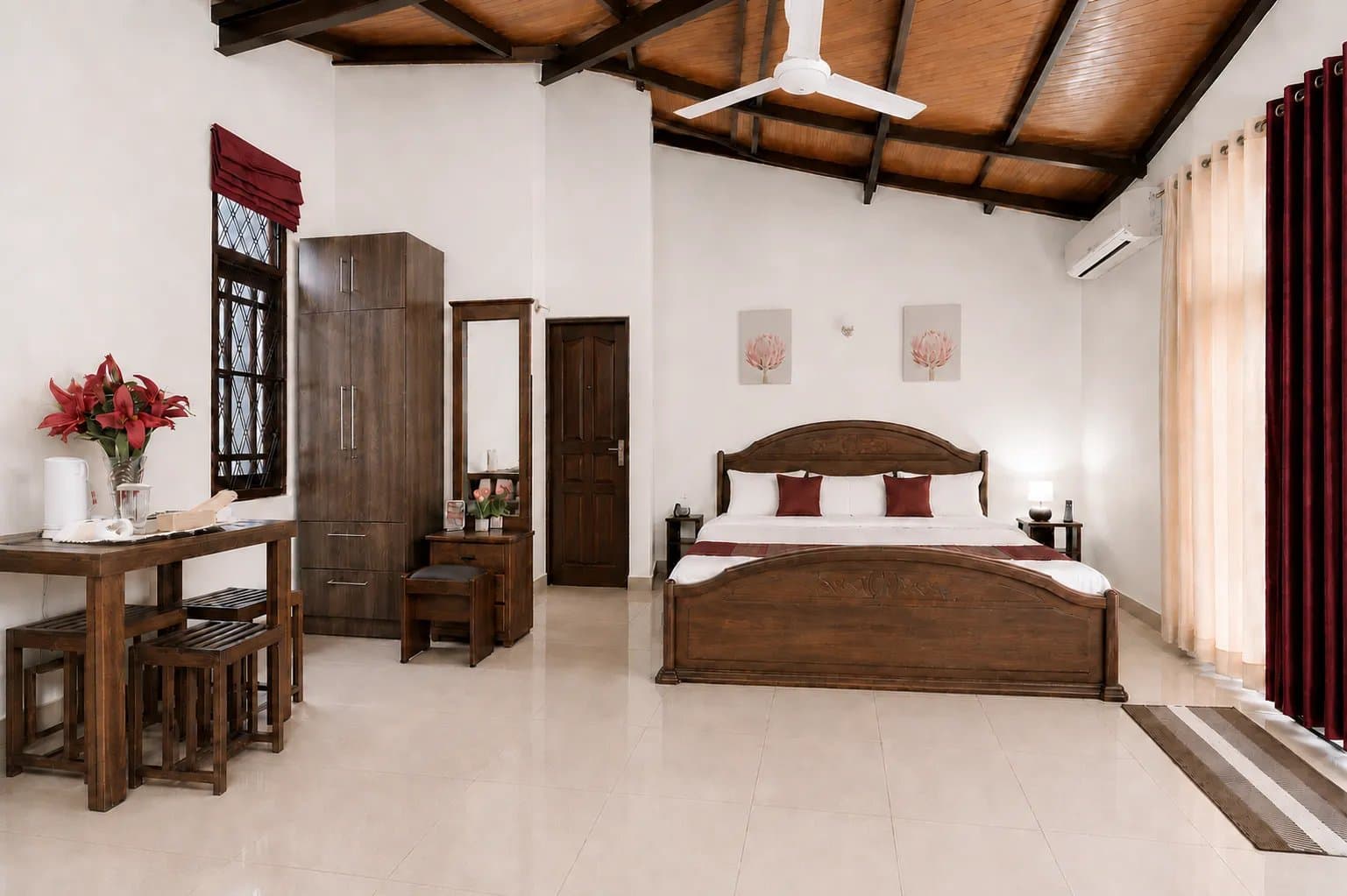 Willow Master Suite