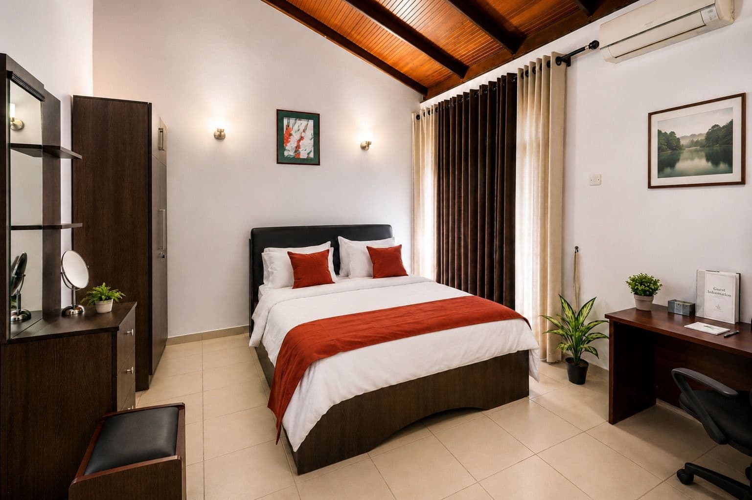 Lotus Ensuite Room